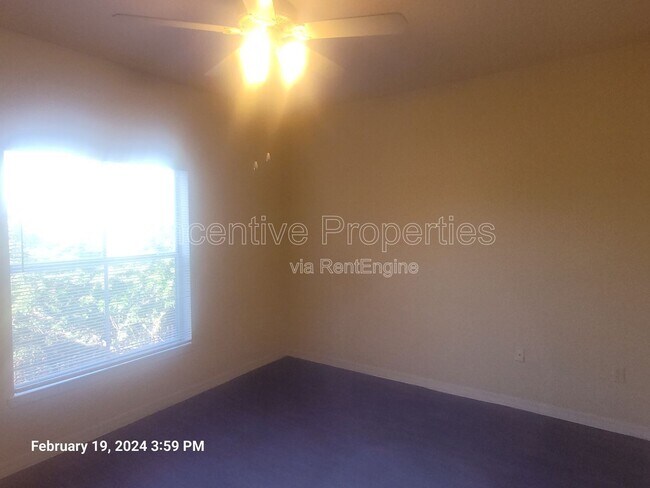 Building Photo - 6071 Westgate Dr
