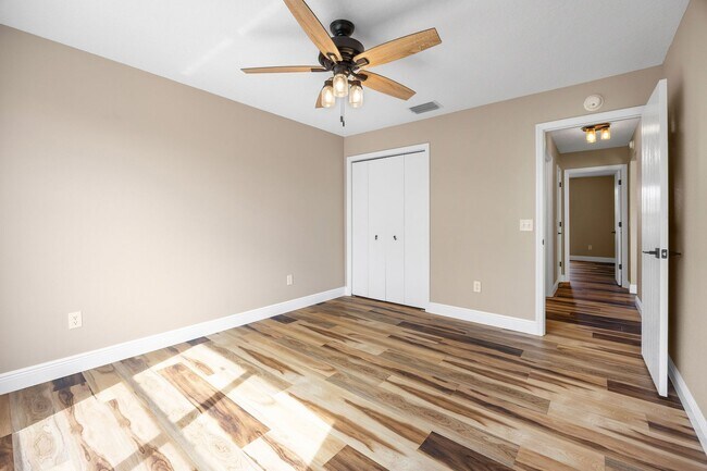 Building Photo - 1228 Carvello Dr