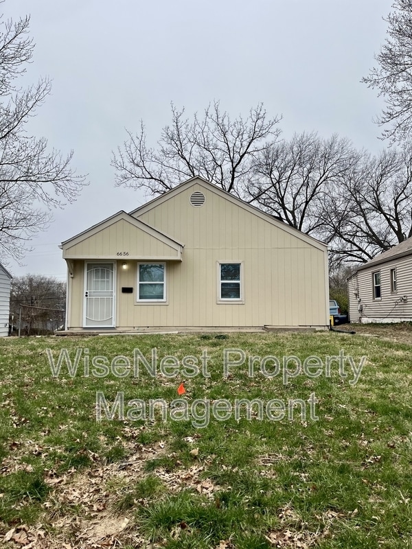 Building Photo - 6656 Bales Ave