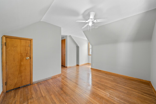 Building Photo - 11 S Church St