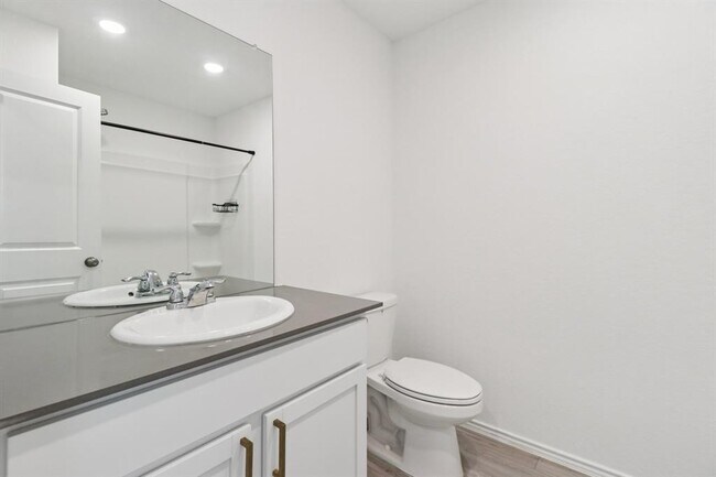 Building Photo - 9028 James Bowie