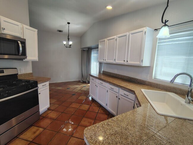 Building Photo - 2709 W Firebrook Rd