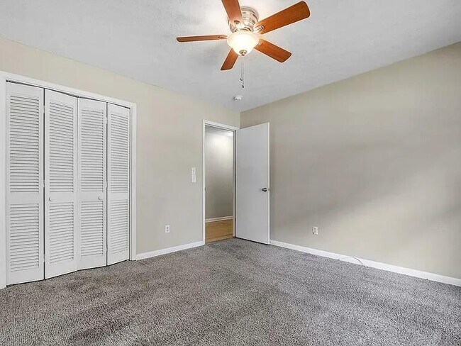 Building Photo - 2507 Waldemar Ln