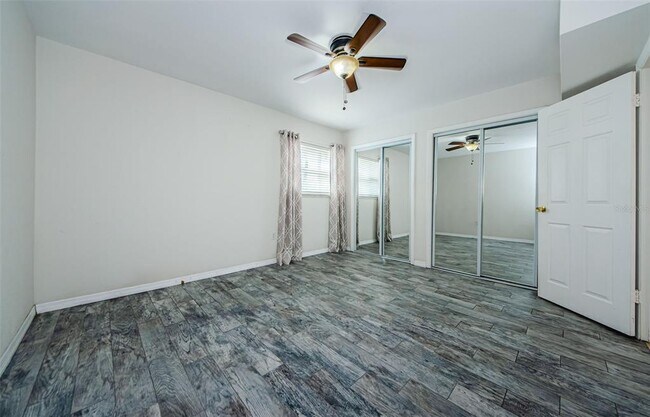 Building Photo - 2186 Edythe Dr