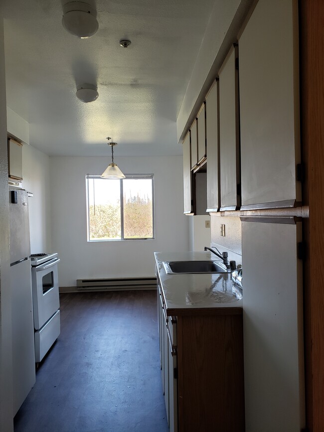 Building Photo - McDonald Park Apartments
