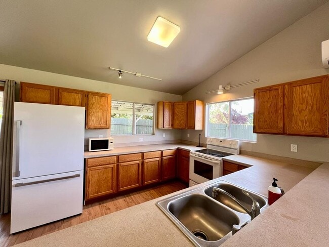 Building Photo - 73-1062 Loloa Dr