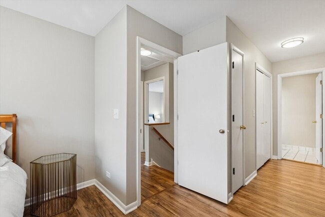 Building Photo - 1487 Hazelwood Ct