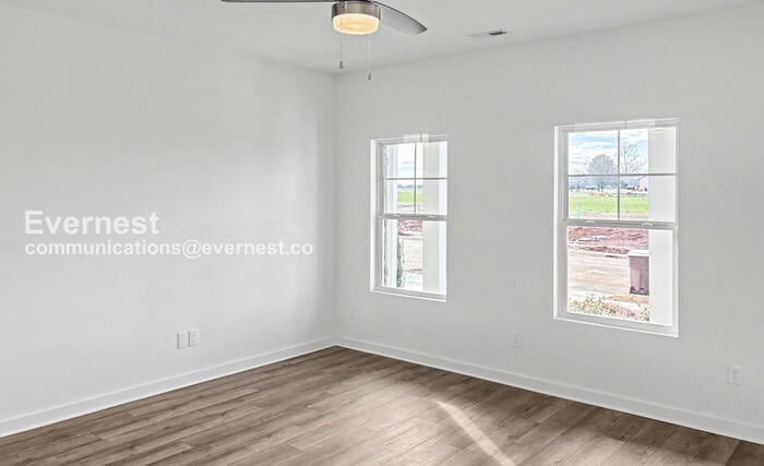 Building Photo - 12084 Chilly Dr