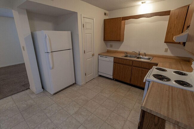 Building Photo - 280 Apple Tree Ct