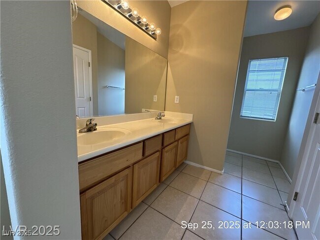 Building Photo - 6639 Tumbleweed Ridge Ln