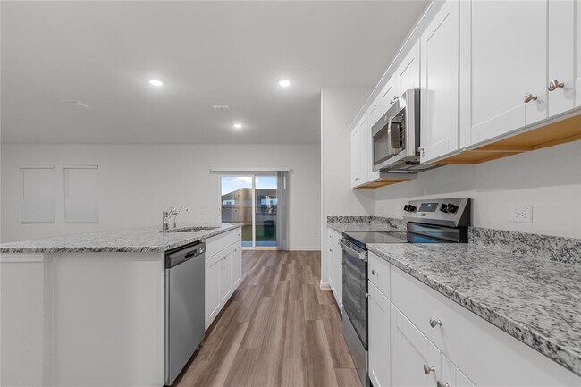 Building Photo - 337 Wedemeyer St