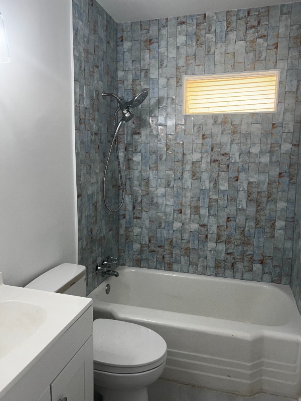 Building Photo - 280 Upshaw St SW