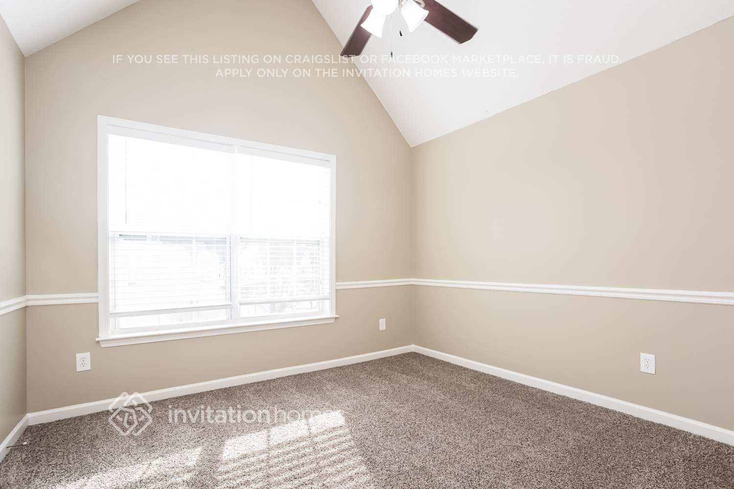 Building Photo - 4010 Shaded Oasis Ln