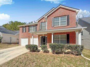 Building Photo - Charming 5 BR/3 BA Traditional in Austell,...