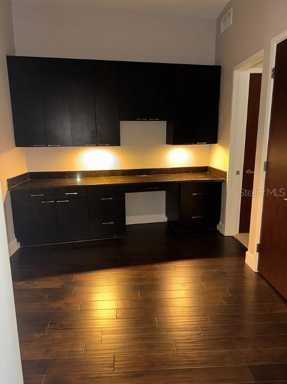 Building Photo - 912 Channelside Dr