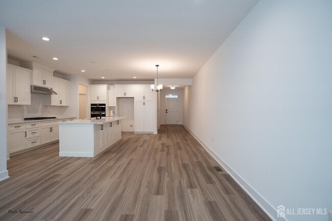 Building Photo - 85 Mustang Dr