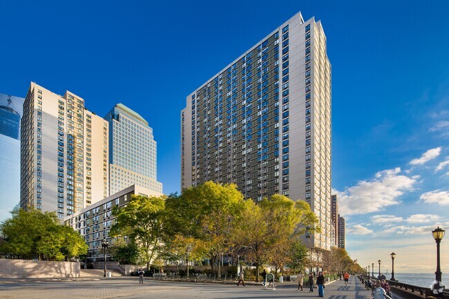 Building Photo - Gateway Battery Park City