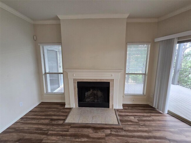 Building Photo - 6000 Shepherd Mountain Cove