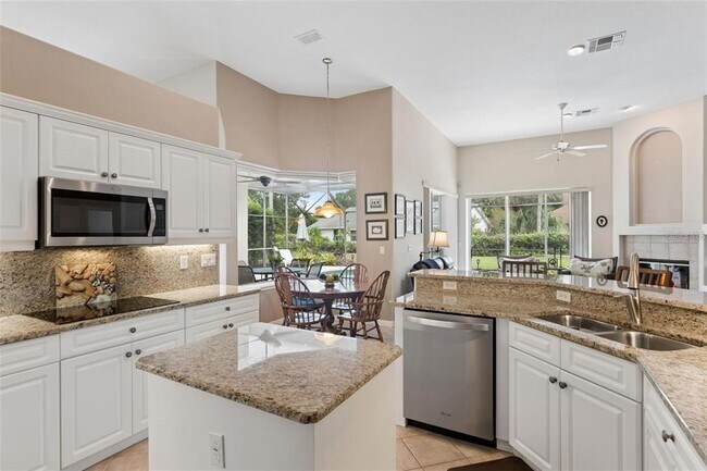 Building Photo - 3865 Winding Lake Cir