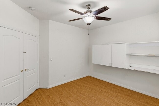 Building Photo - 612 Silver Grove St