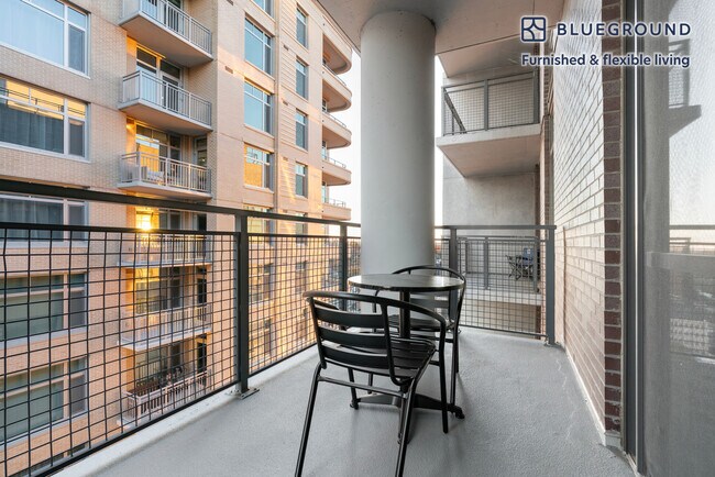 Building Photo - 4918 St Elmo Ave