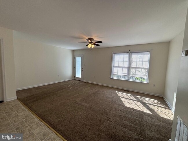 Building Photo - 72 Mabel Ln