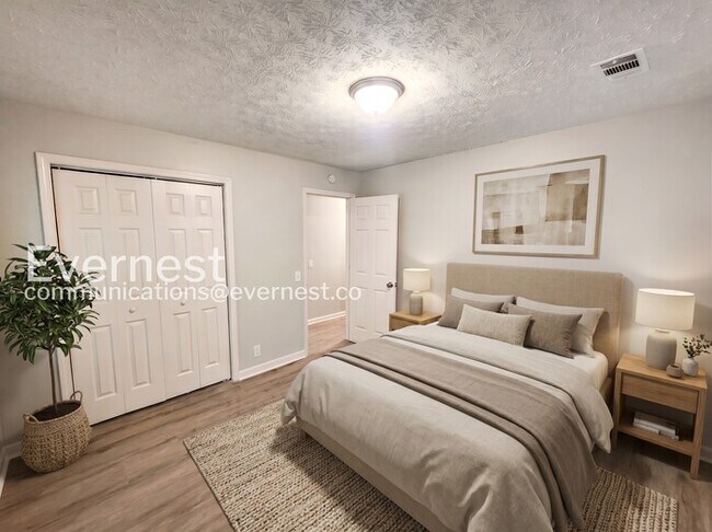 Building Photo - 908 Hickory Dr