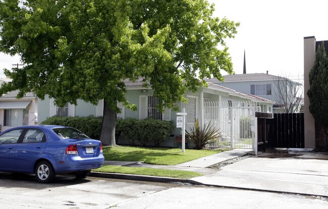 Primary Photo - 48th Street Apartments