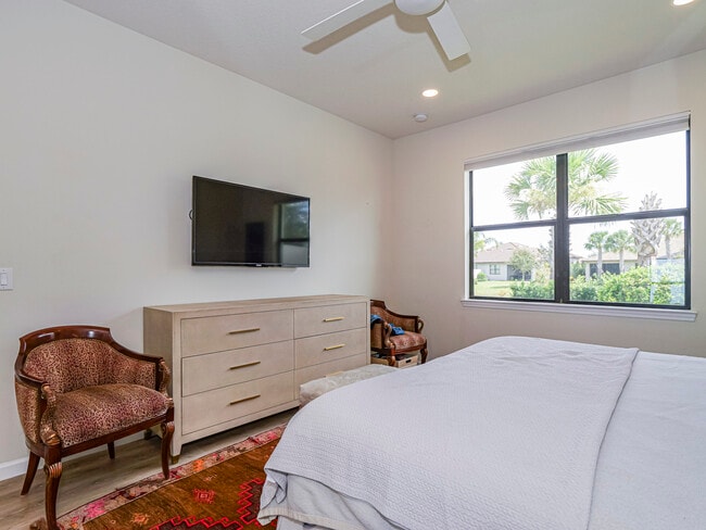 Building Photo - 4448 Beauty Leaf Cir