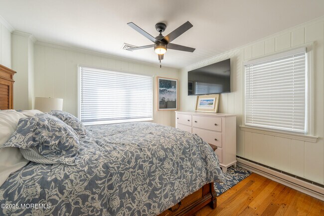 Building Photo - 14 Falls Rd