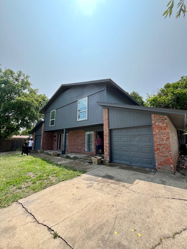 Primary Photo - 408 Carter Dr