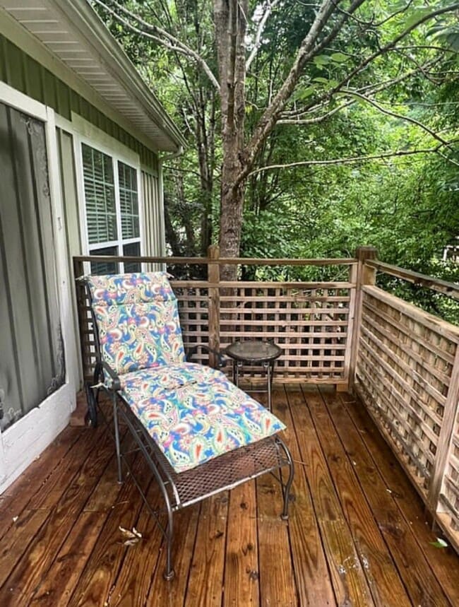 Building Photo - 8326 Arlington Church Rd