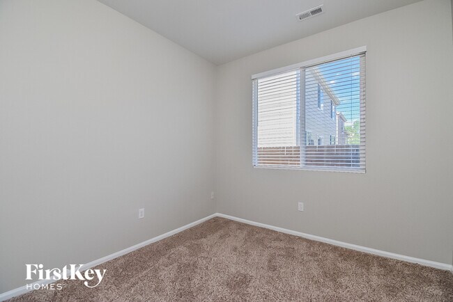 Building Photo - 5229 Mountain Air Cir