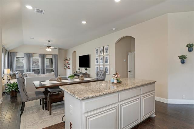 Building Photo - 4213 Sweet Clover Ln