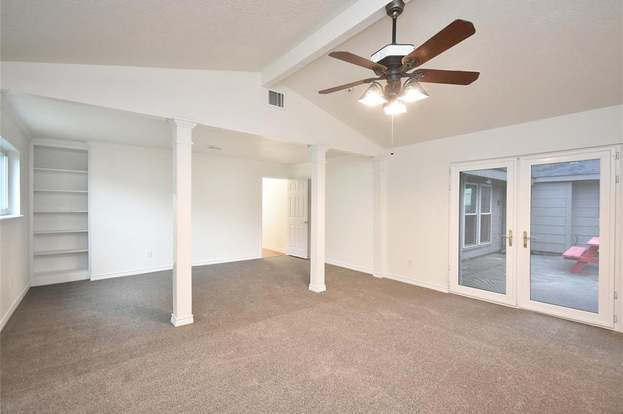 Building Photo - 7703 Pine Cup Dr