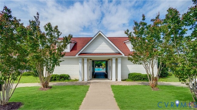 Building Photo - 5886 Ginger Dr