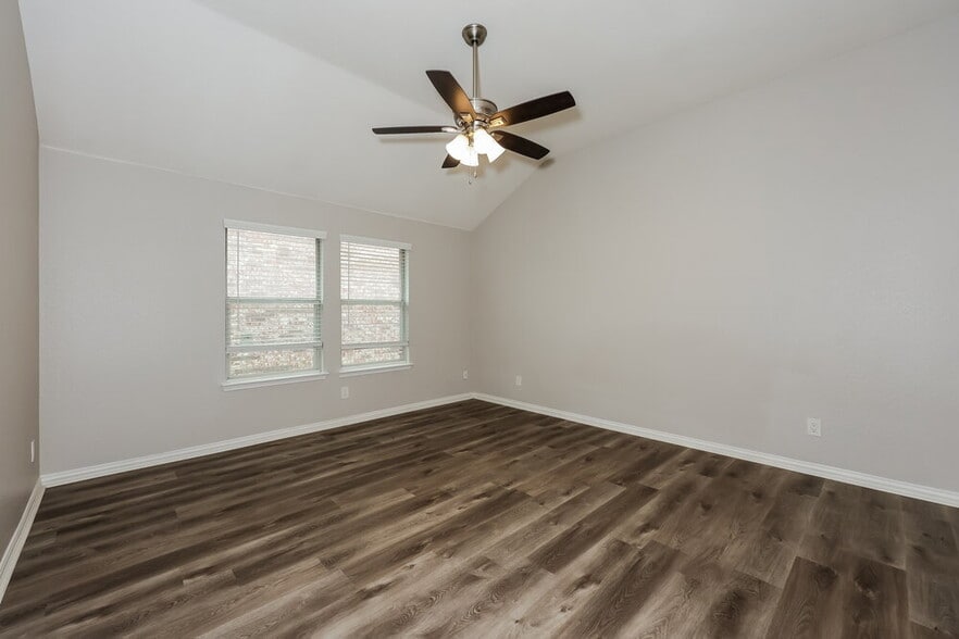 Building Photo - 6711 Waterlilly Dr