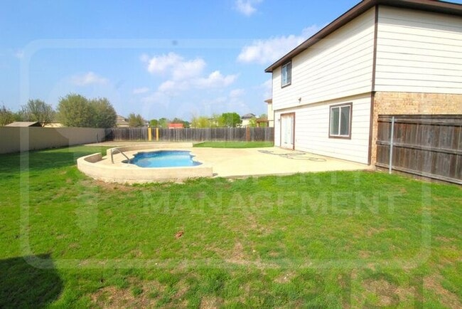 Building Photo - 505 Perseus Dr