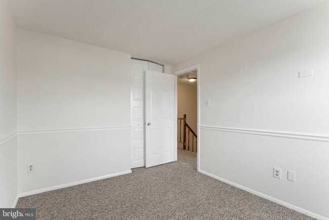 Building Photo - 5241 Pleasure Cove Court