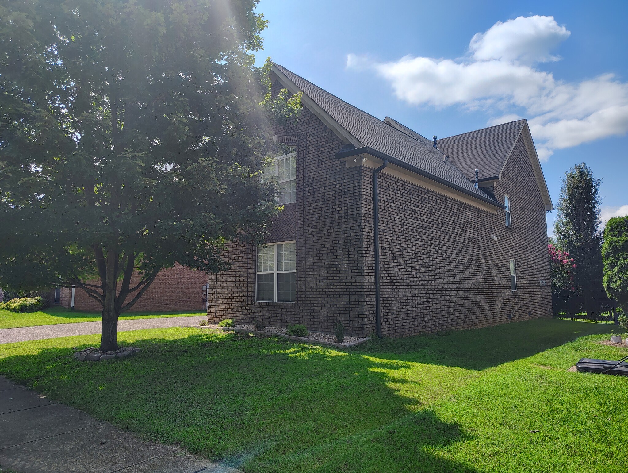 Building Photo - 110 Ruland Cir