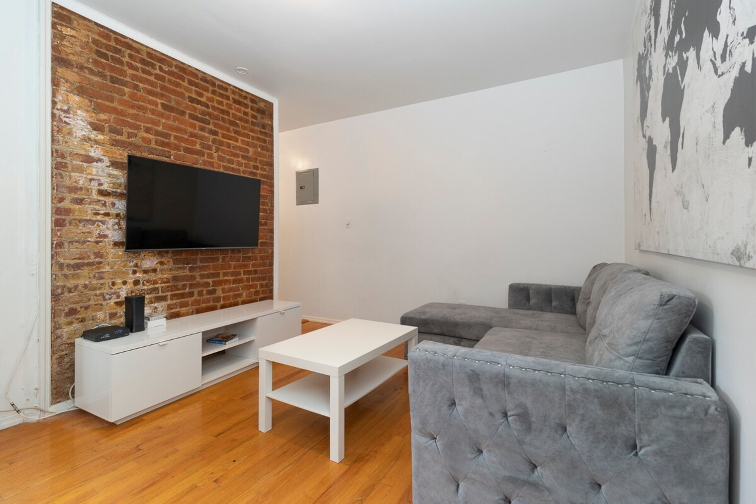 Building Photo - 1794 1st Ave