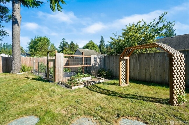 Building Photo - 16107 Goldbar Blvd