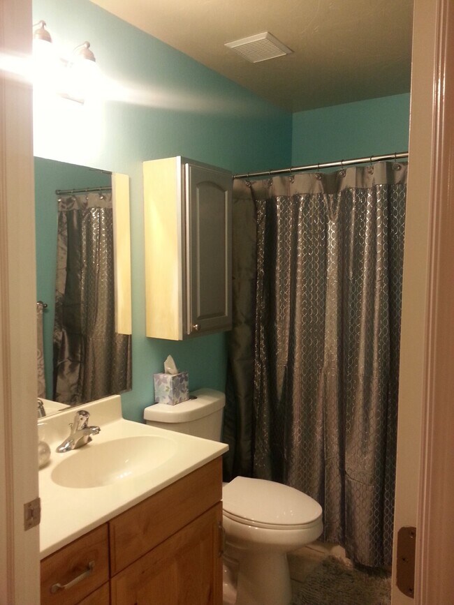 Building Photo - 73 Pheasant Dr