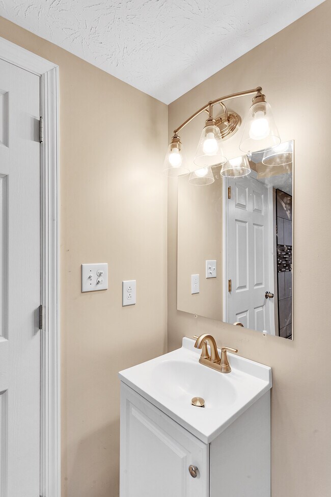 Continuation of 2nd floor full bath - 2416 Magee Road Ext