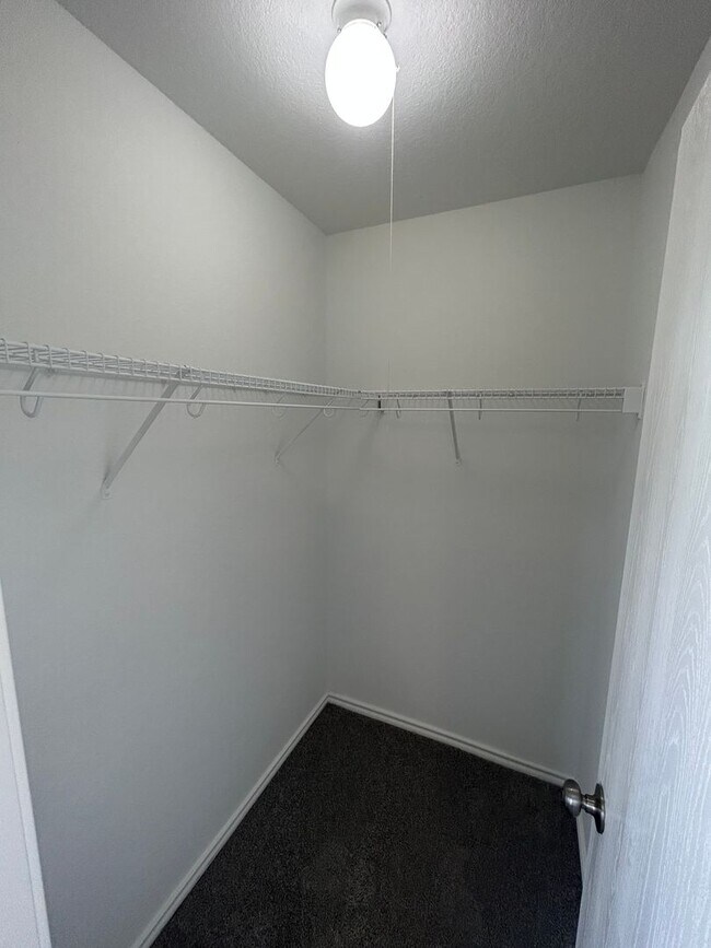 Building Photo - **MOVE IN SPECIAL** COMING SOON* Desirable Location In Cibolo! Spacious Home with Loft & Fenced B...