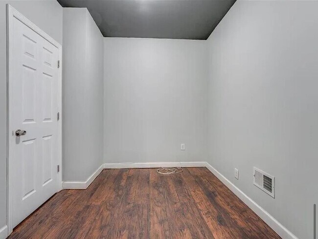 Building Photo - 36 Dwight St