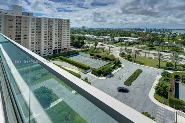Building Photo - 10203 Collins Ave