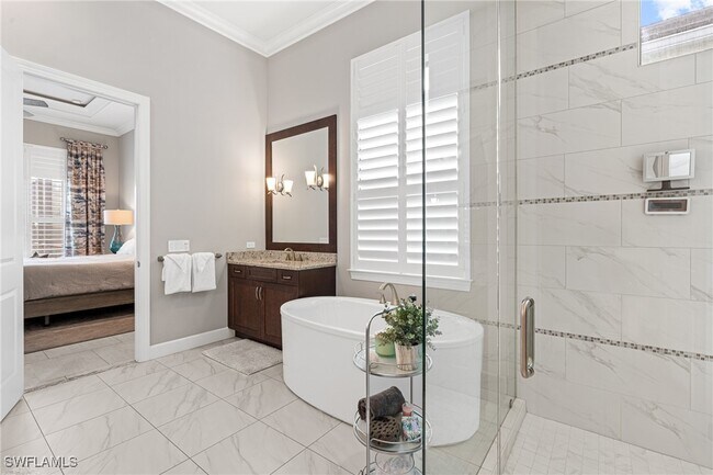 Building Photo - 11813 Via Cassina Ct