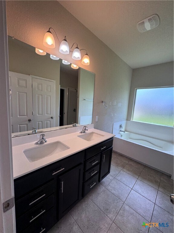 Building Photo - 1310 Stonewall Ridge