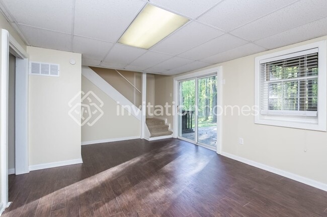 Building Photo - 260 Lantern Ridge Ct